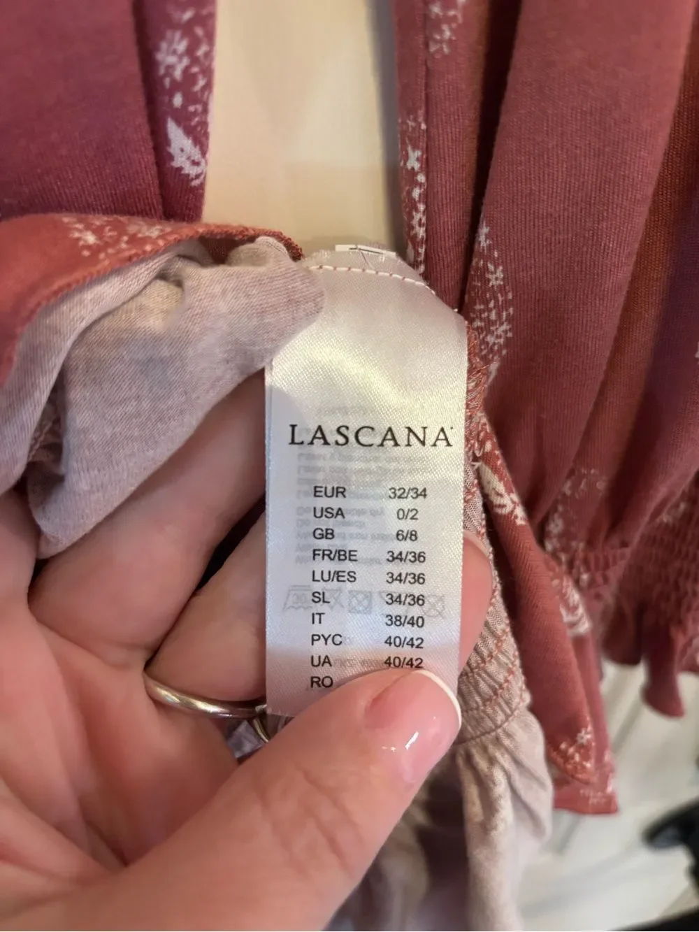 Lascana Bohemian Off-Shoulder Blouse in Mauve - Picture 4 of 6